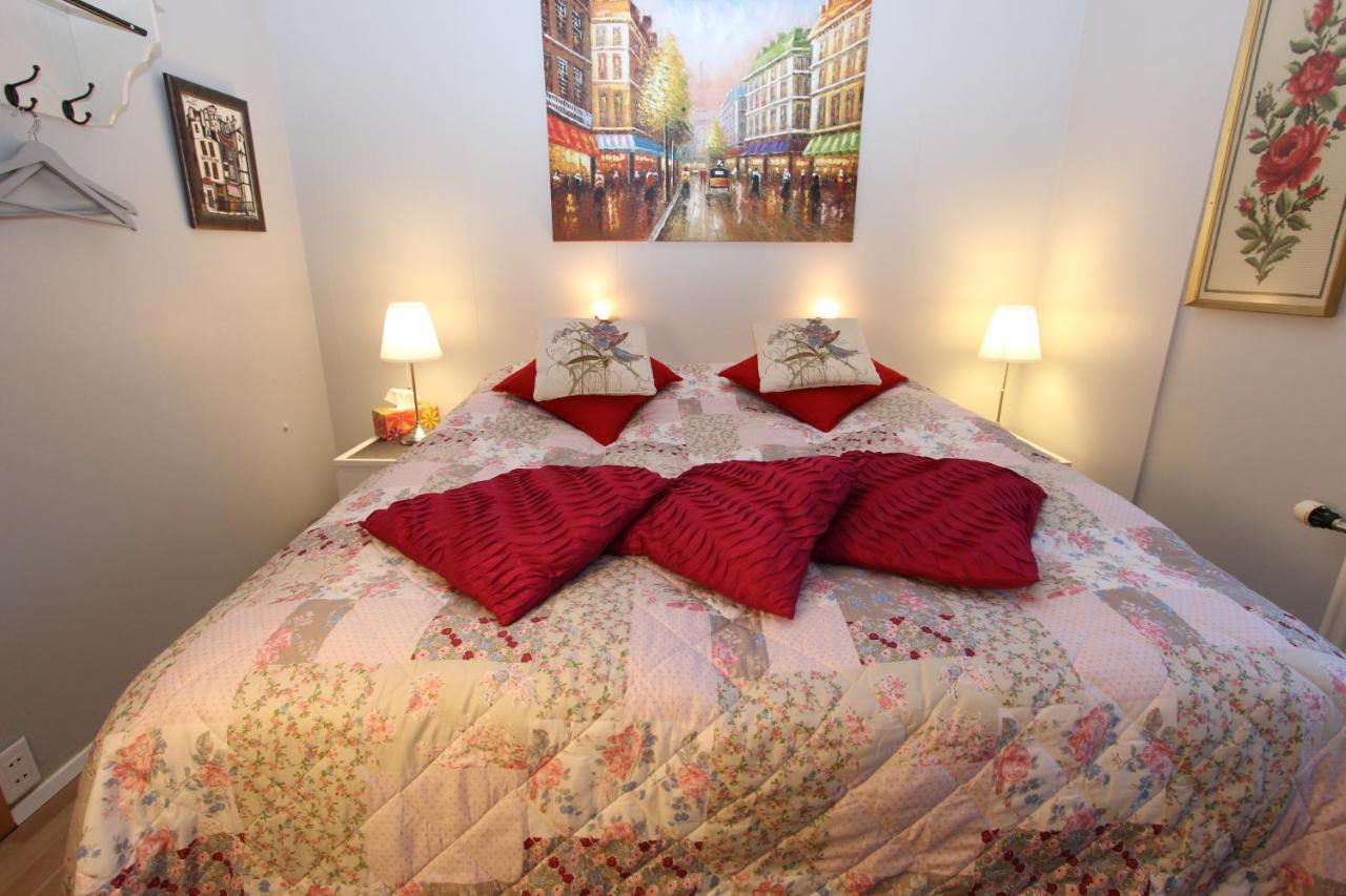 The Viking Country Club Guest House Hjalteyri Bagian luar foto