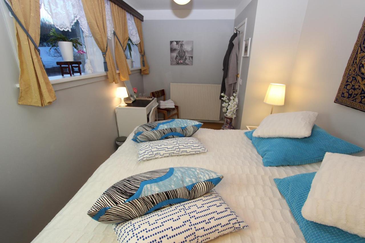 The Viking Country Club Guest House Hjalteyri Bagian luar foto
